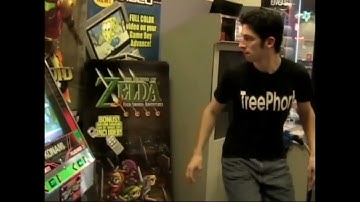 FYE DDR 2004: AdamSTF Plays DDR 5th Mix and Paranoia Survivor Shuffle