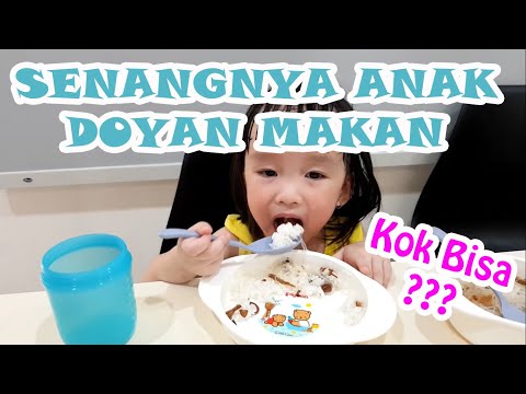 Video: Bisakah anak usia 2 tahun makan sendiri?