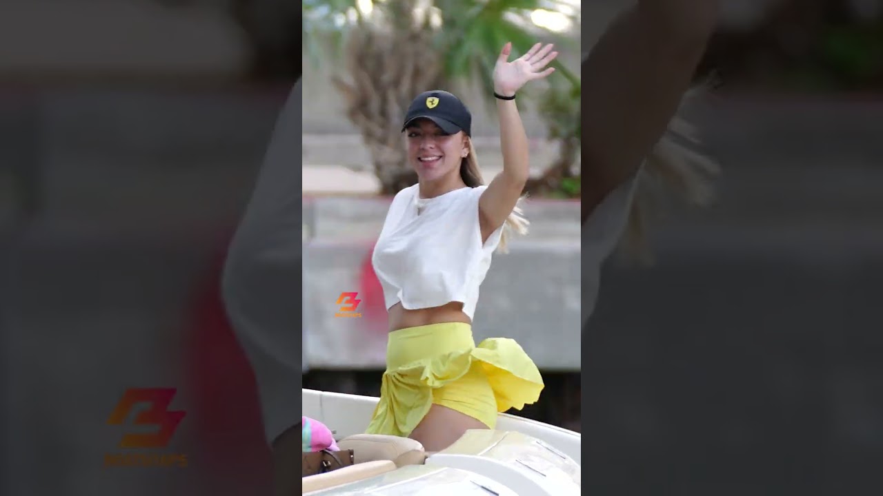 🌟👩‍✈️ Spotlight on Stewardess: Elevating Yacht Hospitality! 