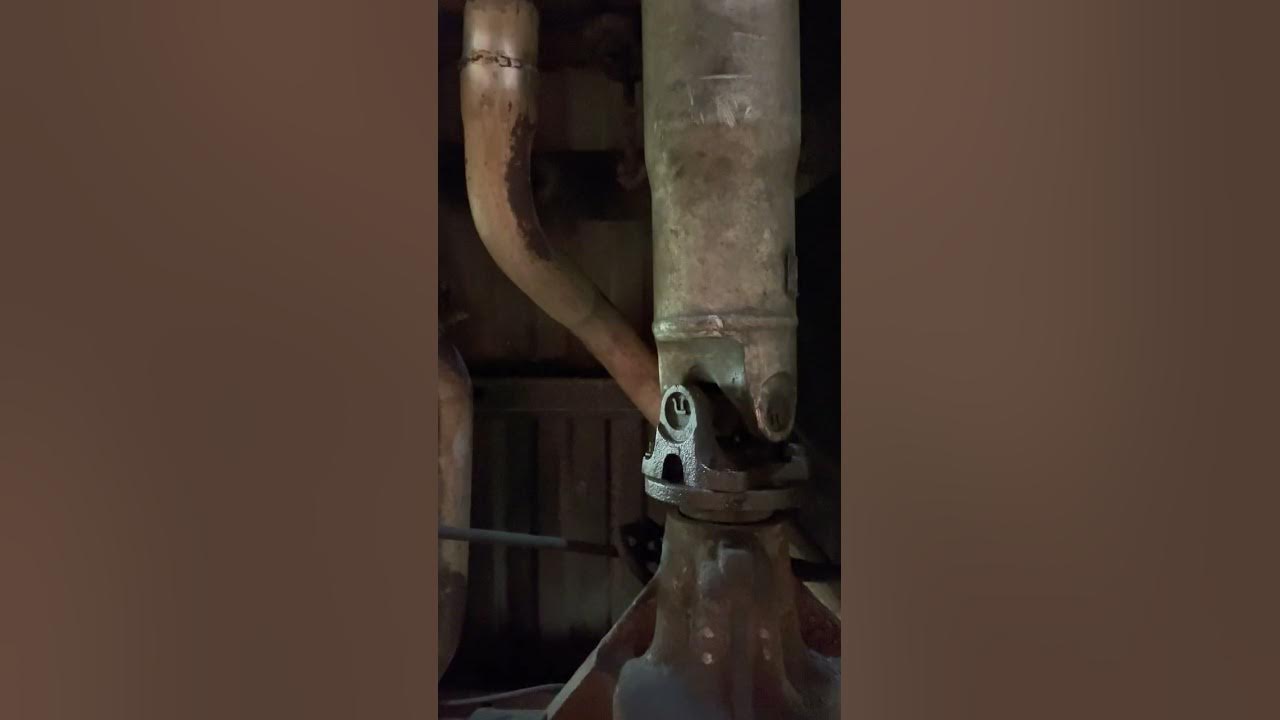 2001 dodge ram 1500 drive shaft removal - YouTube