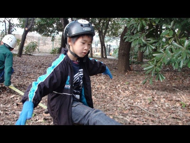 キャンプでおすすめ！スラックライン