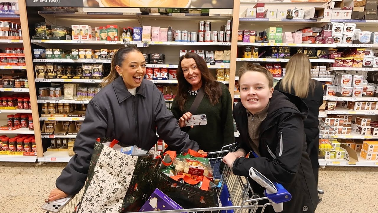 The Big Christmas Food Shop & Surprising Mum For Her Birthday!! 