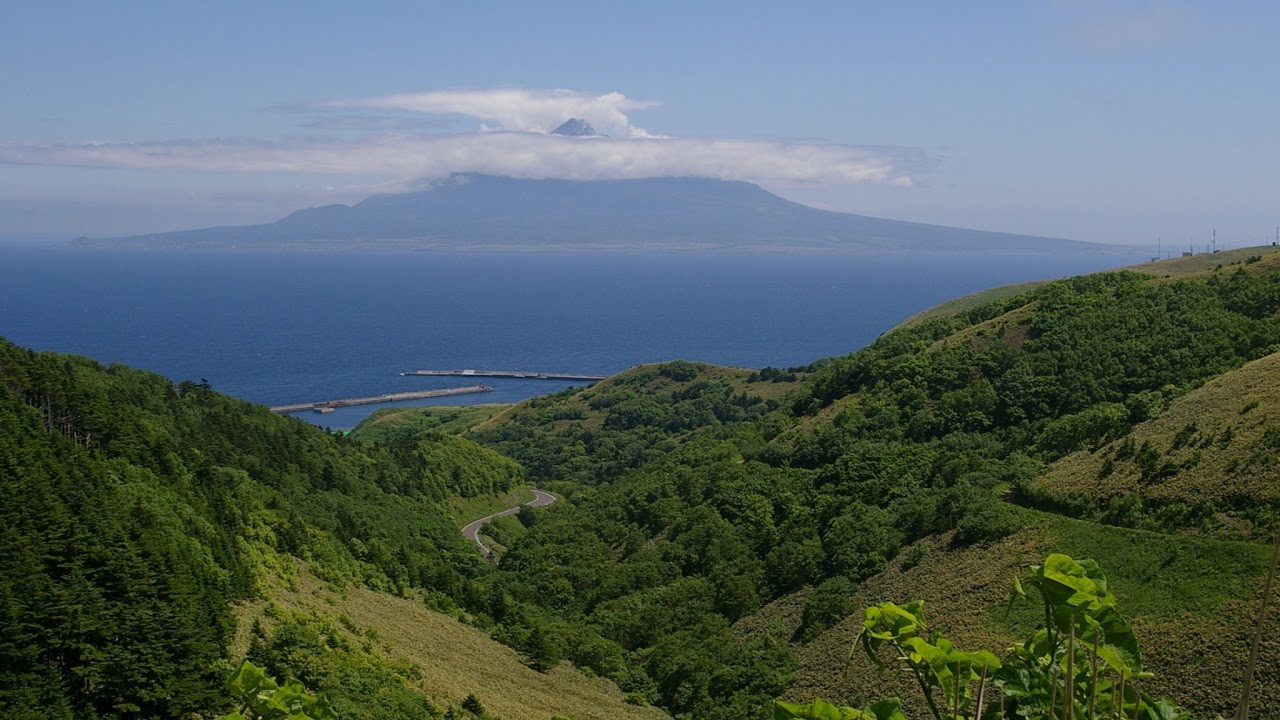 北海道利尻郡利尻町仙法志御崎沿岸ライブカメラ Hokkaido Rishiri Live camera.world.cam