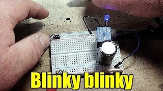 How to build a simple relay oscillator