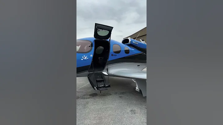 $3,500,000 Cirrus G2+ Arrivee