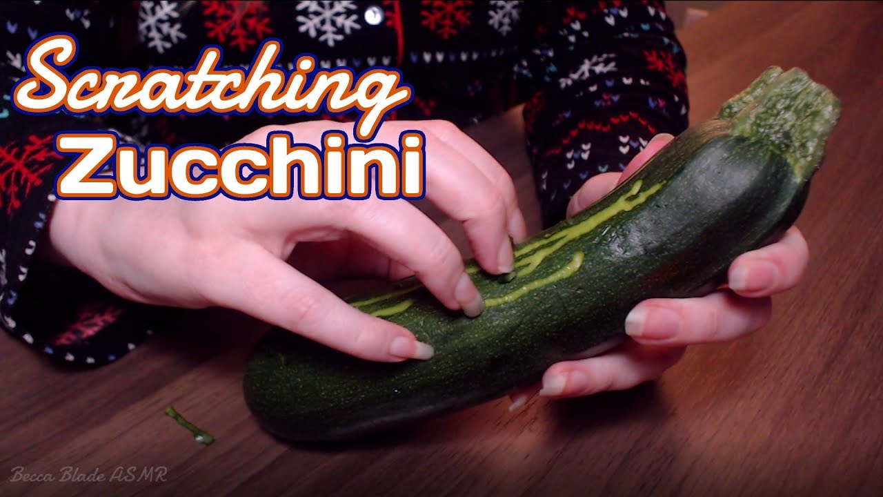 🥒ASMR🥒Destroying Zucchini with HARD Scratching!!
