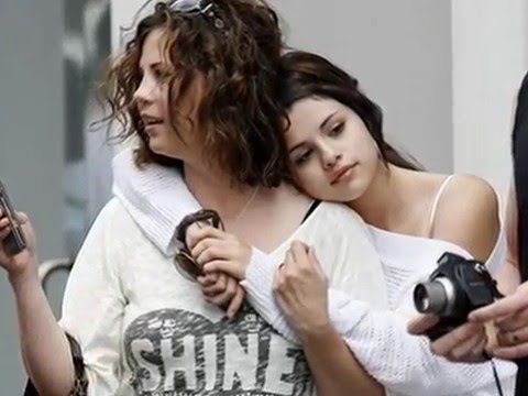 Video: Selena Gomez Shared Rare Pictures With Her Mom