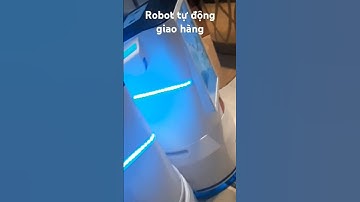 Robot tự động giao hàng trong khách sạn ở Trung Quốc
