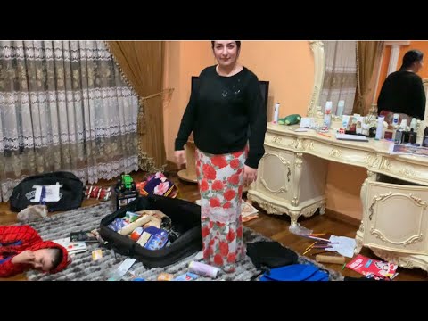 Am primit pachet, De la Crina, și mama ei, Mulțumim Familiei Preda! 😘 ️ ...