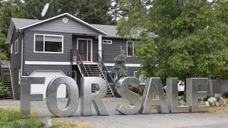 Comox Real Estate | 4 Bedroom Home with Legal Suite Near CFB Comox 2126 Cypress Rd