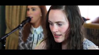 MAD FOR THE ROAD // BEESWING (Richard Thompson Cover) // ROADIE TV