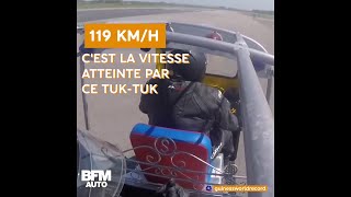 Ce Britannique franchit les 119km/h… en tuk-tuk (et décroche un record du monde)