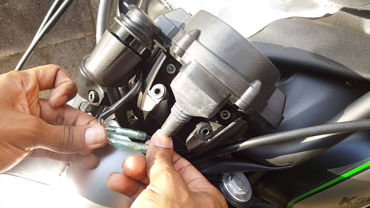 DC power outlet install for Vulcan s