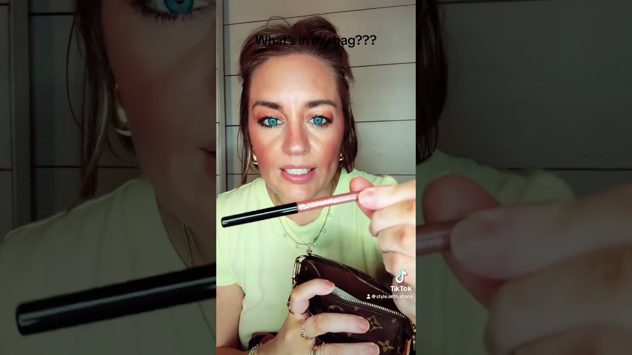 What’s in my ***vintage*** Louis Vuitton Speedy 35?