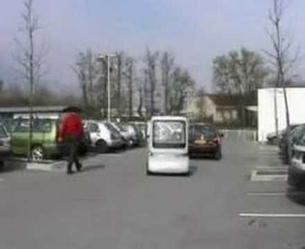 Ch3.1: Cycab navigating autonomously on a parking lot