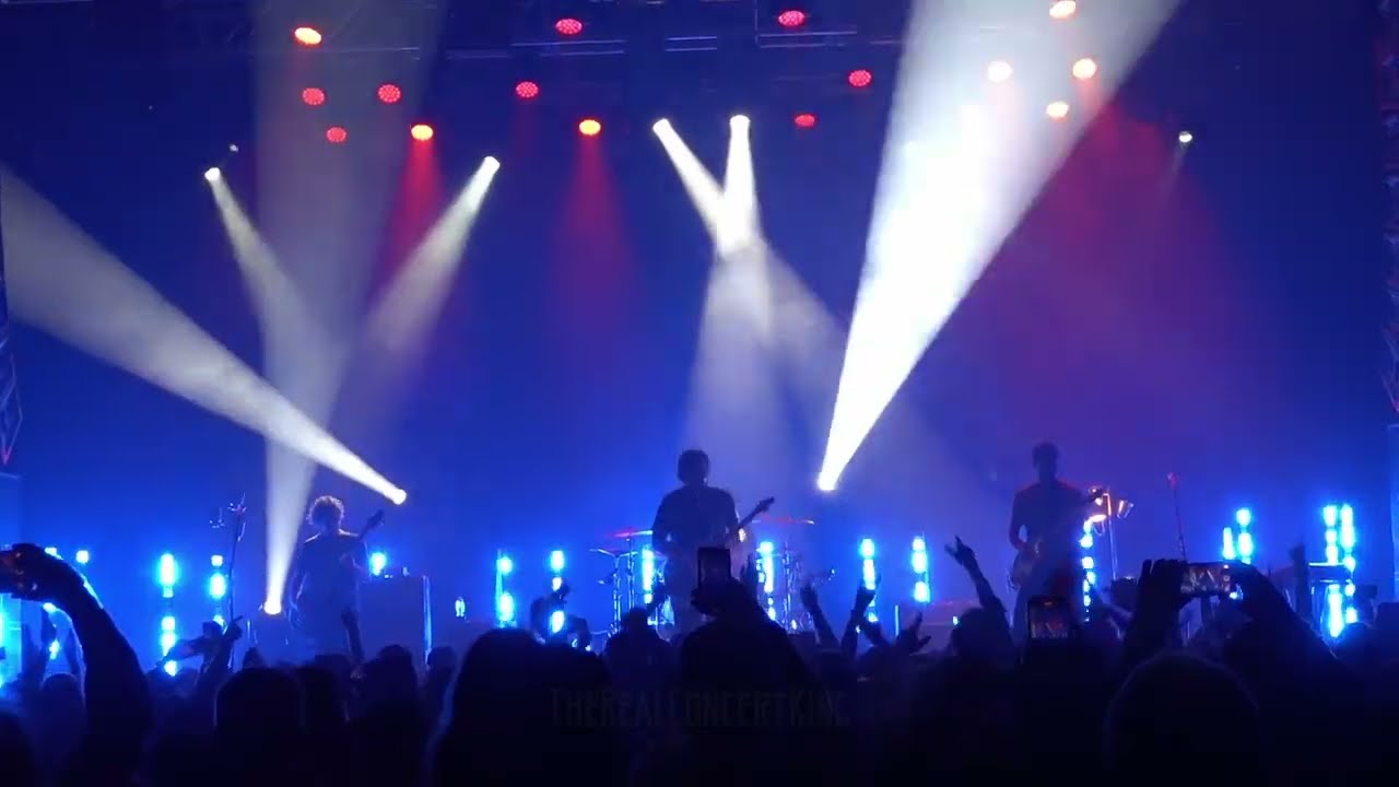Thrice - "Vesper Light" and "Deadbolt" [FULL SHOW Part 4/4] (Live in Anaheim 11-25-25)