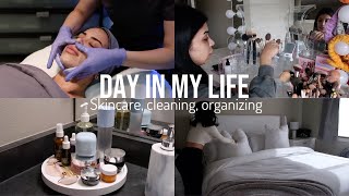 DAY IN MY LIFE! RELAXING Facial, cleaning and organizing