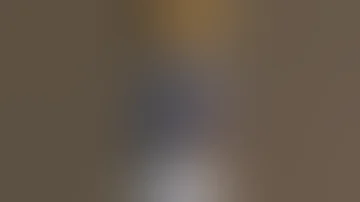 ديوث يصور أمه 