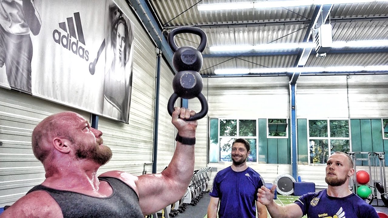 Schmerzfreie Schultern, Ellbogen und Handgelenke mit Mobilty knackpo übungen fitnessstudio