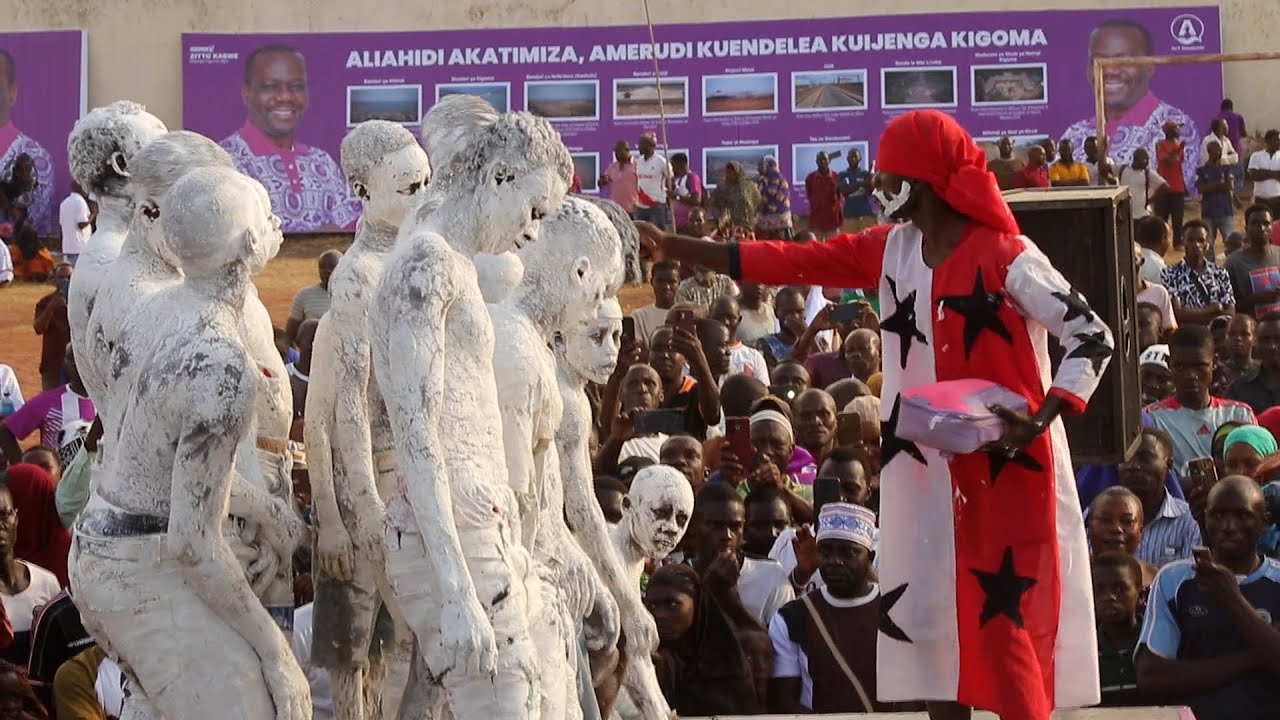 MIZIMU YA ZITTO KABWE YAIBUKA KWENYE MKUTANO- TAHARUKI YATAWALA KWA WANANCHI.