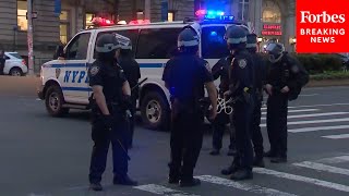 BREAKING: NYPD Officers Gather Outside Columbia As Activists Maintain Control Of Hamilton Hall