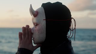 鬼鬼 - No Gift (Official Music Video) - YouTube
