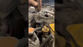 SUBARU No mess oil change HACK #subaru #oilchange #nomess #diy #mechanic #autorepair #toyota