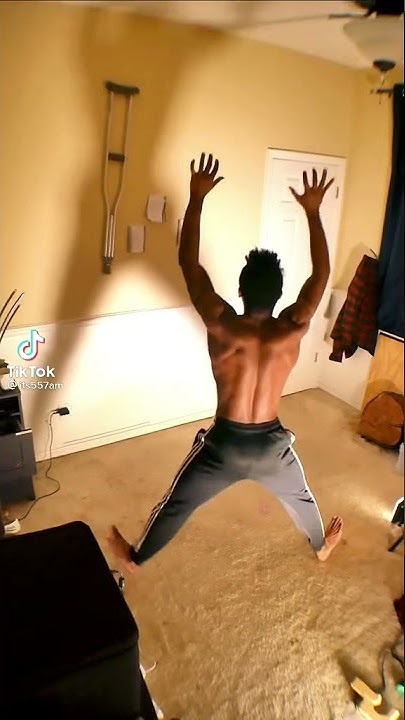 Daddy Daddy Daddy Hurry I Saw Something Scurry Lyrics “Daddy Daddy hurry I saw something scurry” - YouTube