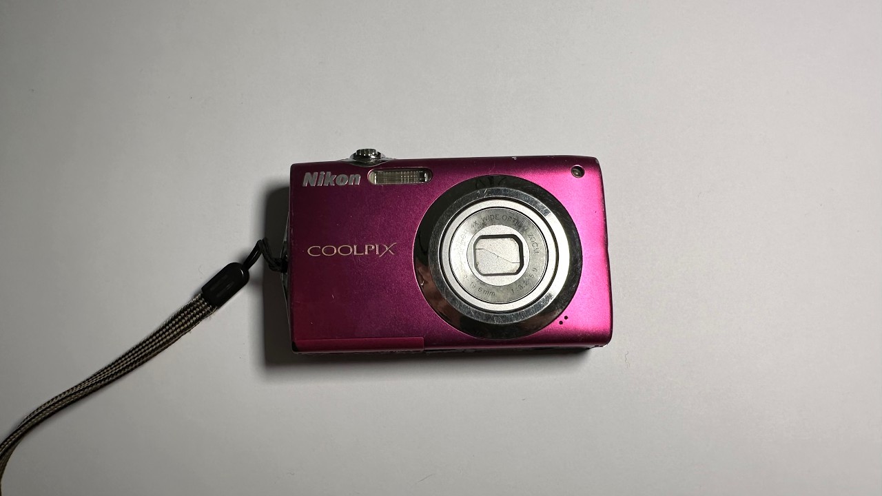 Nikon Coolpix S3000 Pink - YouTube