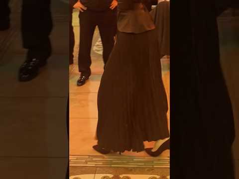 Поступь горянки в танце! #чеченцы