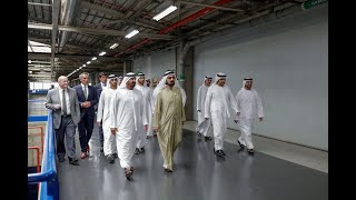 محمد بن راشد يزور مركز طيران الإمارات الهندسي ويتفقد المبنى رقم (2) في مطار دبي الدولي