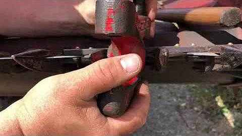 Proper operation of the RIVET-EZE, riveting on sickle knife sections