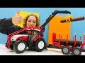 Die Wunderbox - Robocar Poli und der Holztransporter - Spielzeugvideo für Kinder