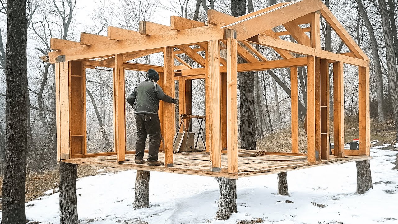 Man Builds Forest Cabin on Tree Stumps | 1-Year Timelapse by @Lesnoy_Daddy
