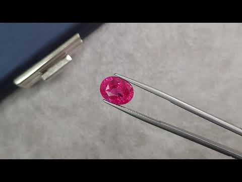 Neon pink Mahenge spinel in oval cut 6.06 ct, Tanzania Video  № 1