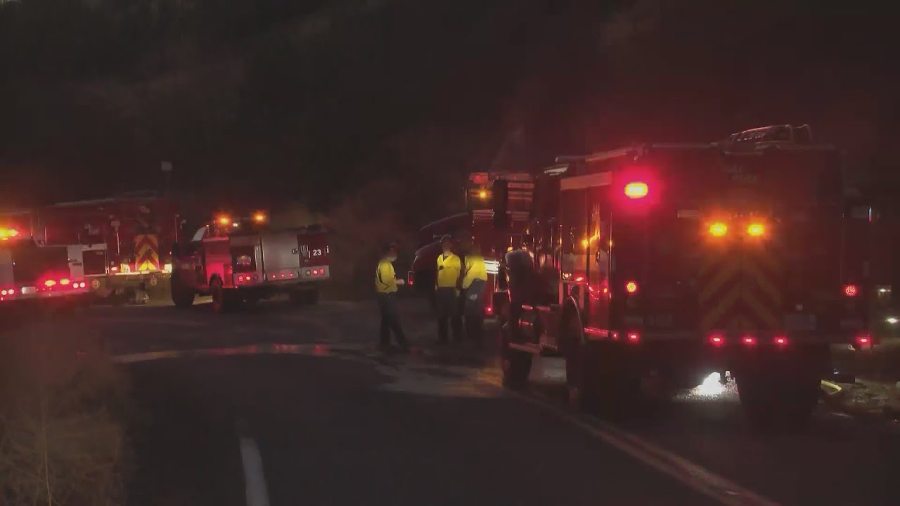 Evacuation warning issued in Tulare County wildfire - YouTube