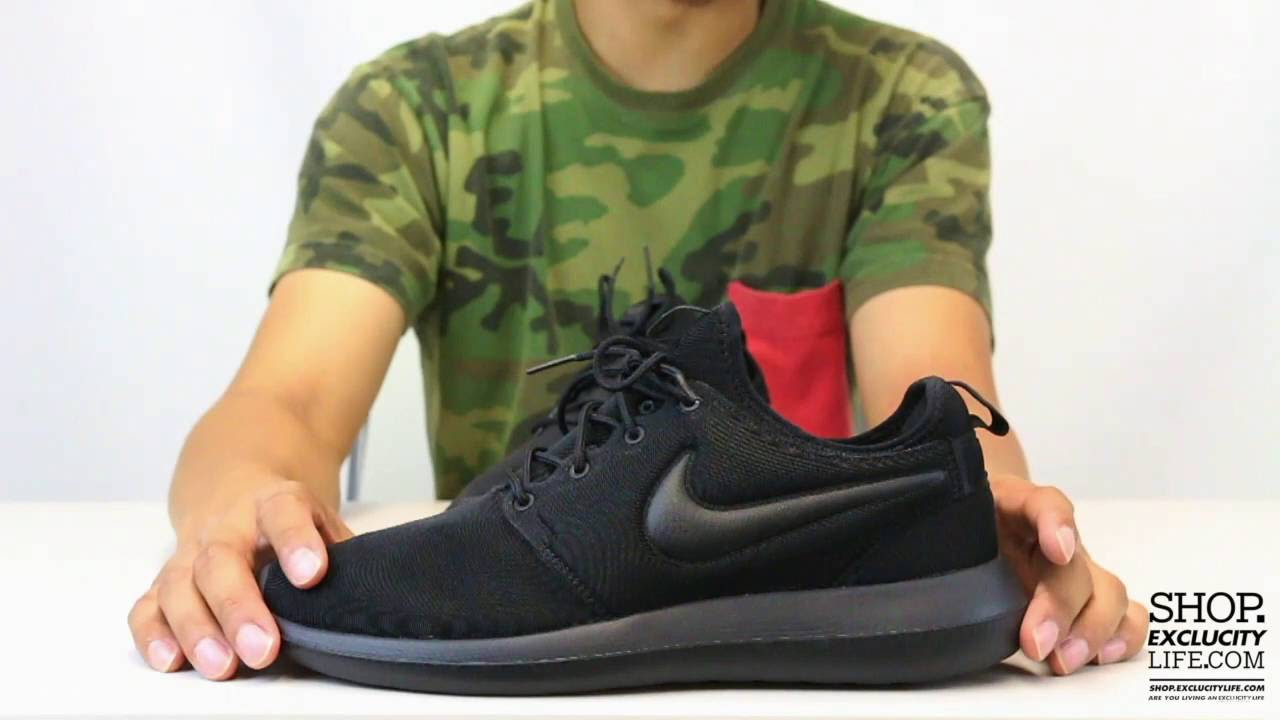 roshe 2 triple black