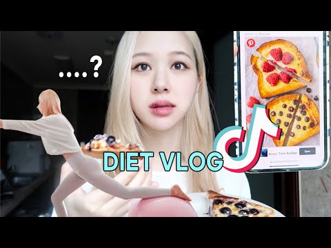 Diet vlog) 틱톡 <strong>다이어트</strong> <strong>토스트</strong>? | 하루만에 뱃살뺀 짐볼운동, 홈트템, 건강한 디저트 떡케이크, 필라테스 강사 준비, 다이어트브이로그