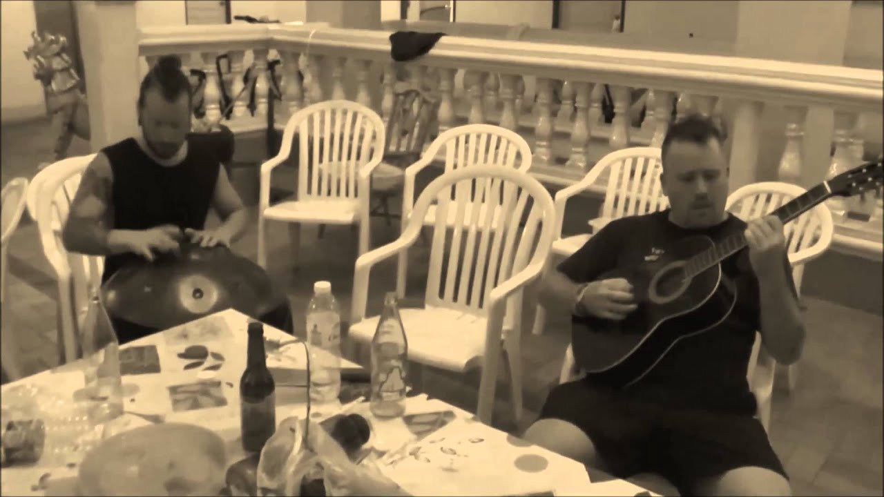 AsaChan + Acoustic Guitar Jam