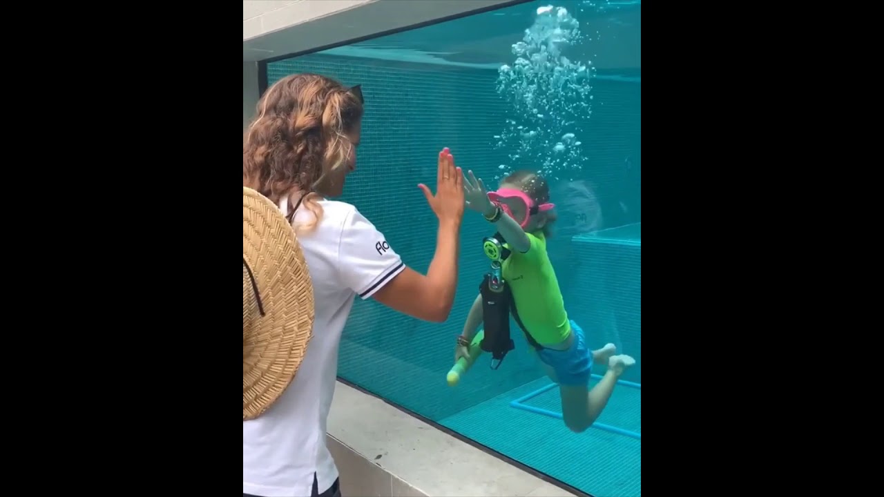 Тимати отдыхает с дочерью - YouTube