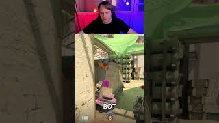 Имбовая флэшка в китчен на Мираже #кс2 #cs2 #cs2mirage #cs2flash #cs2tricks