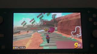 Nintendo Switch Lite has battery empty while watching Mario Kart World