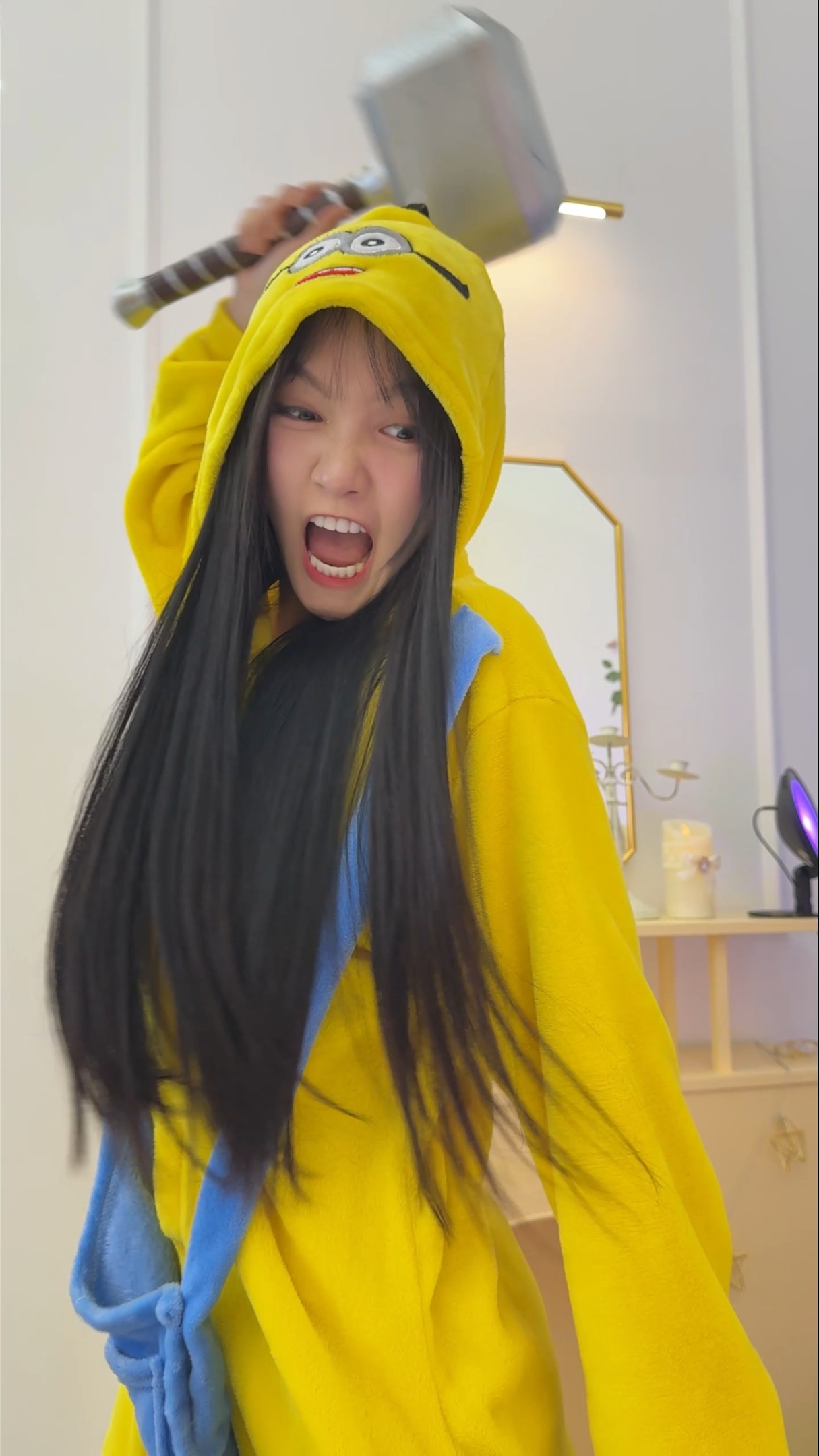 딱 대!?