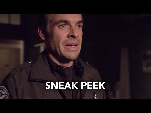 Arrow 2x03 Sneak Peek "Broken Dolls" (HD)