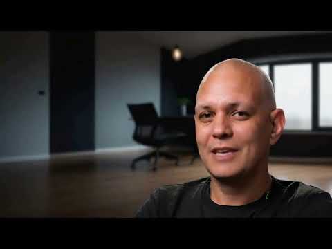 Play video: Accelerating Business with Real-Time Analytics and AI