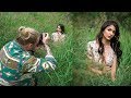 Natural Light Photoshoot in the Field, Behind The Scenes