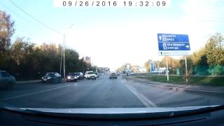 Видео ДТП на ул. Щербакова в Тюмени. от WWW.CAR72.RU, улица Щербакова, Тюмень, Россия