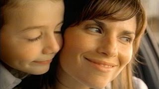 Pond's Mamivan 2004