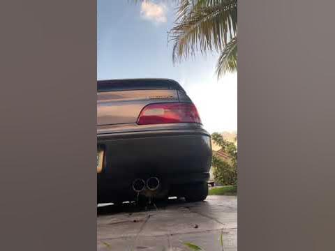 Acura legend exhaust (Warmed Up) - YouTube