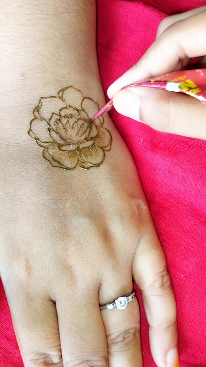 Rose 🌹 flower tutorial #viralvideo #shortvideo #shorts #youtubeshorts #mehndi